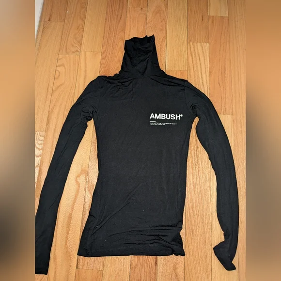 B2. NWOT AMBUSH JERSEY WORKSHOP TURTLENECK